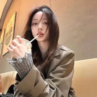 唇彩间谍